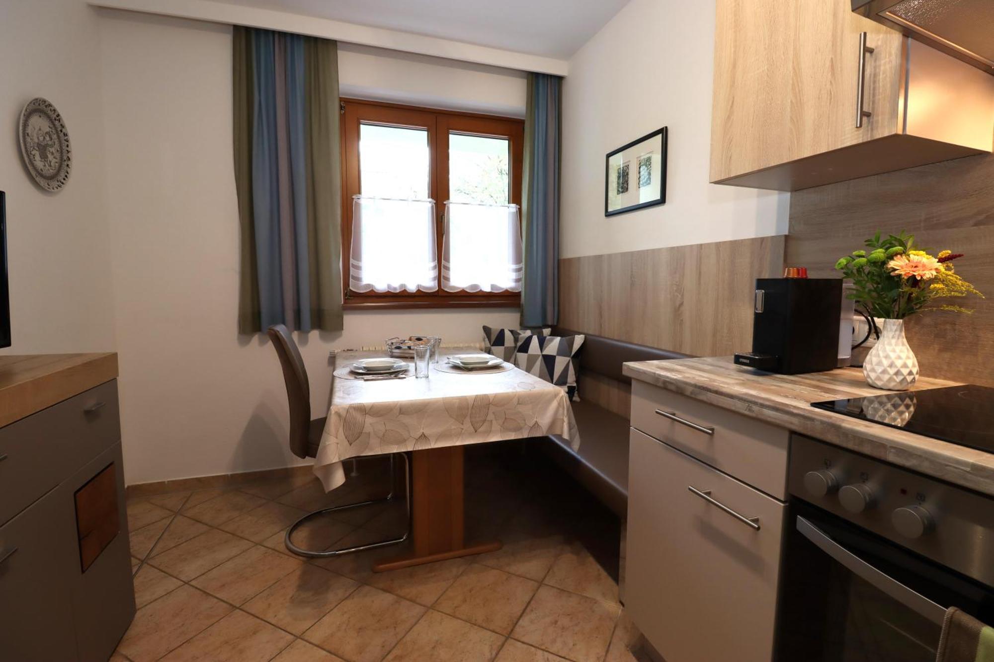 Appartement Dallavia Unterleibnig Rom bilde
